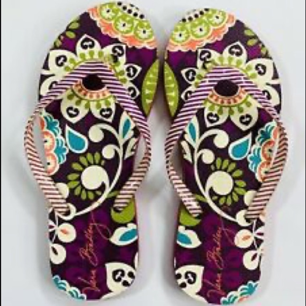 Vera Bradley flip flops